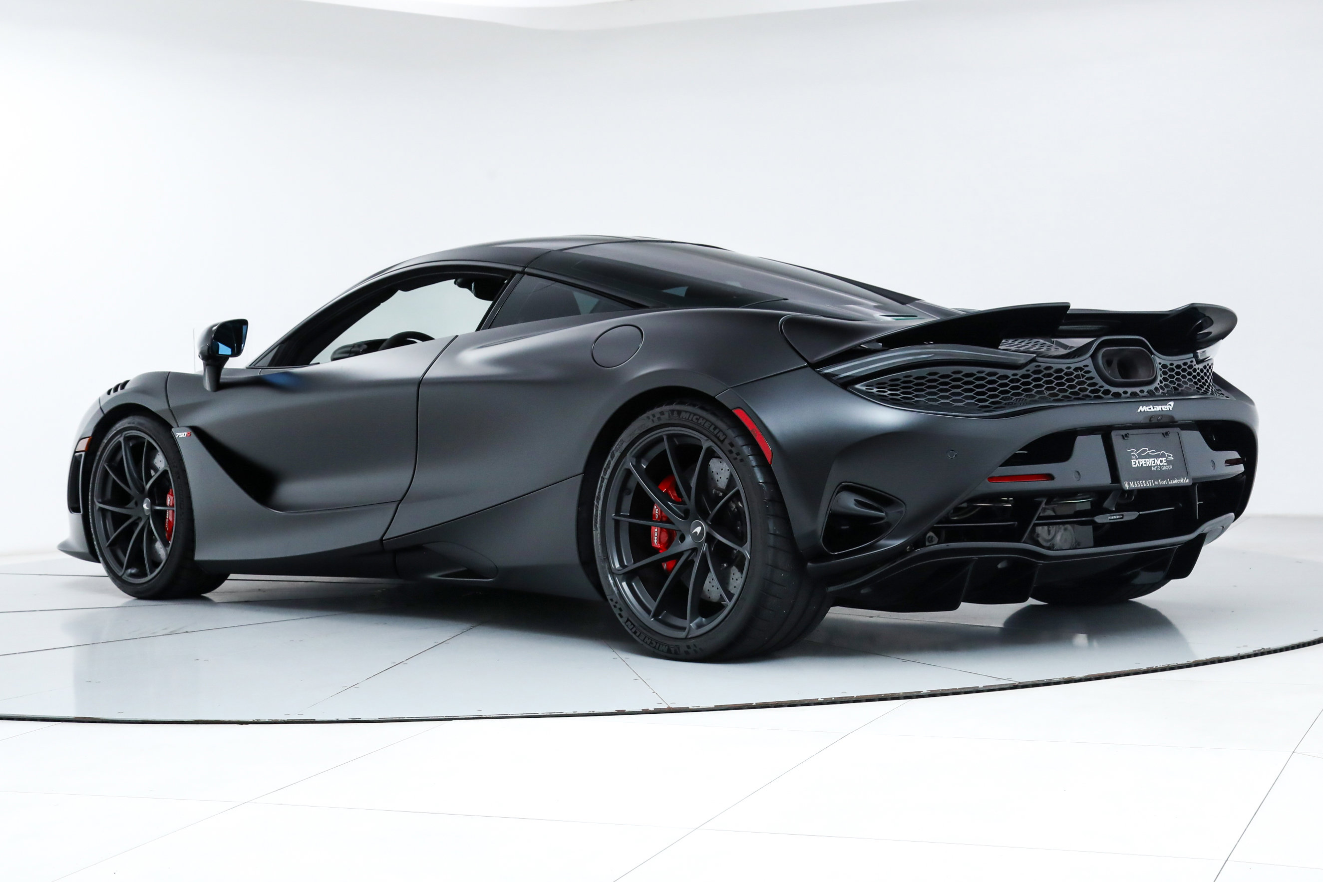 2024 Mclaren 750S Coupe photo 4