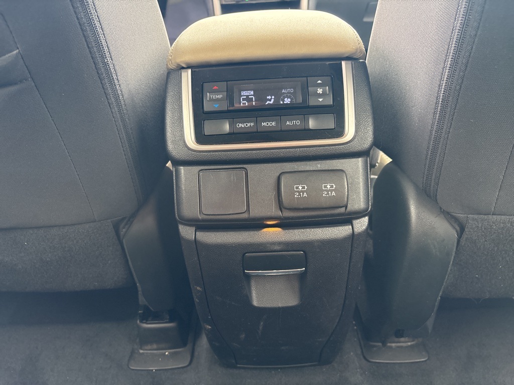 2022 Subaru Ascent Premium photo 23