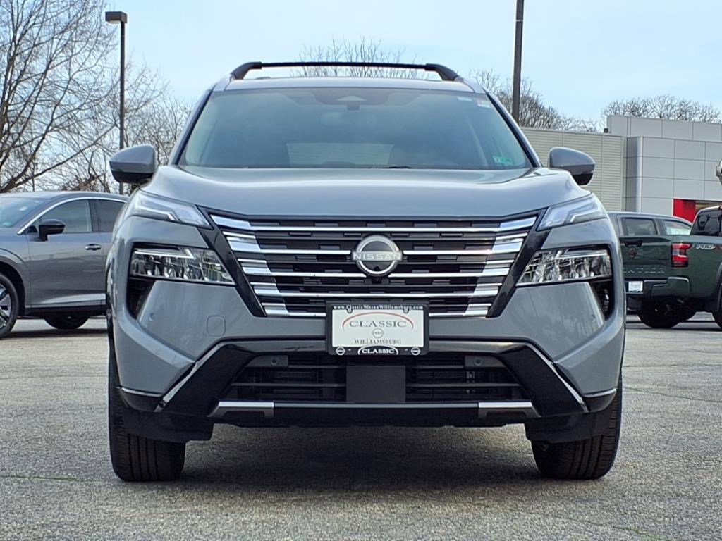2025 Nissan Rogue Platinum photo 3