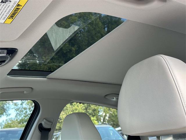 2026 Hyundai Sonata Hybrid Limited photo 4