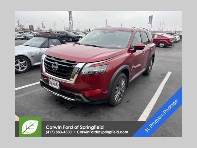 2023 Nissan Pathfinder SL's photo