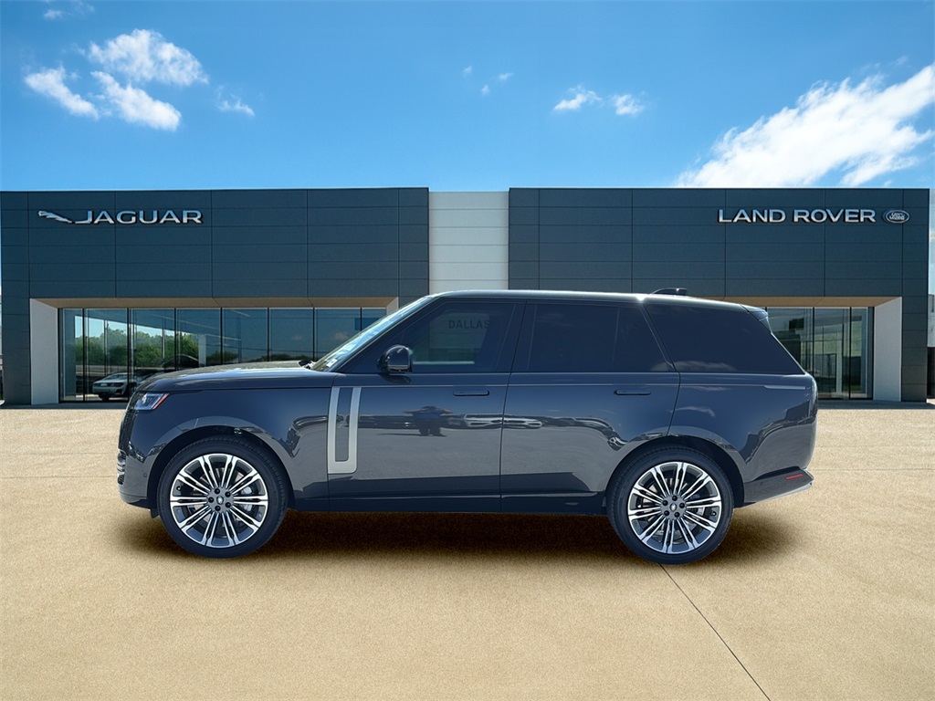 2025 Land Rover Range Rover SE photo 2