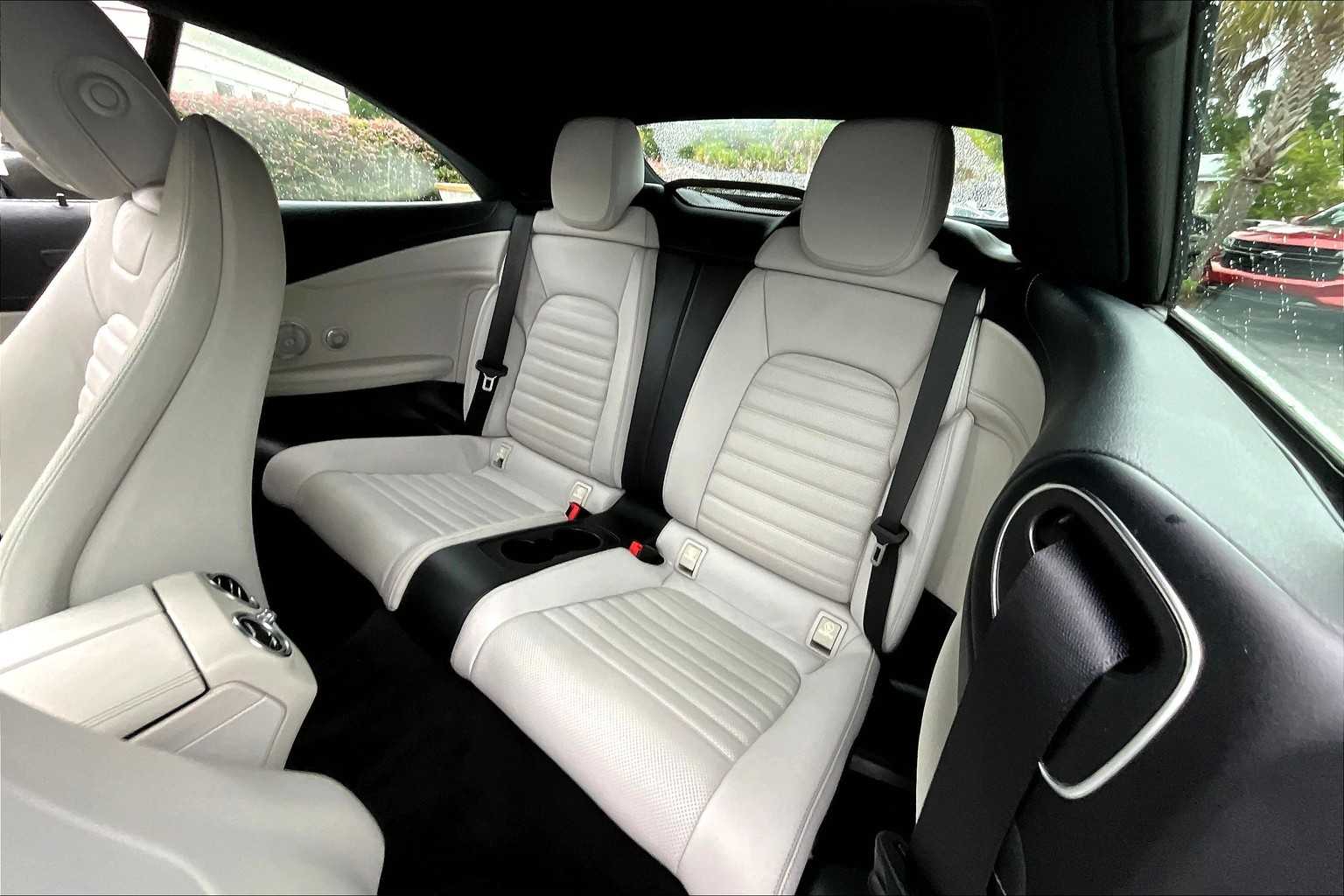 2018 Mercedes Benz C AMG 43 4MATIC photo 16