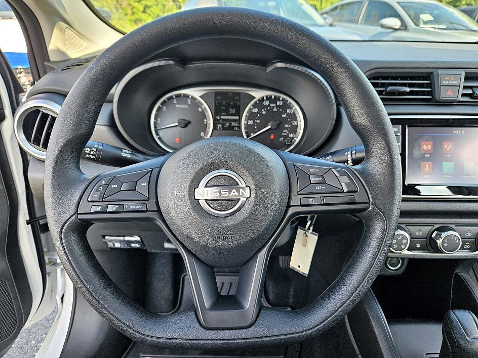 2025 Nissan Versa S photo 22
