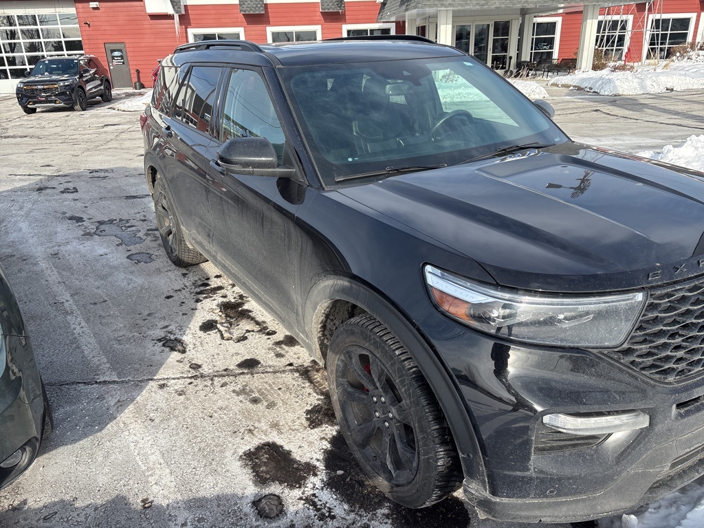 2020 Ford Explorer ST's photo