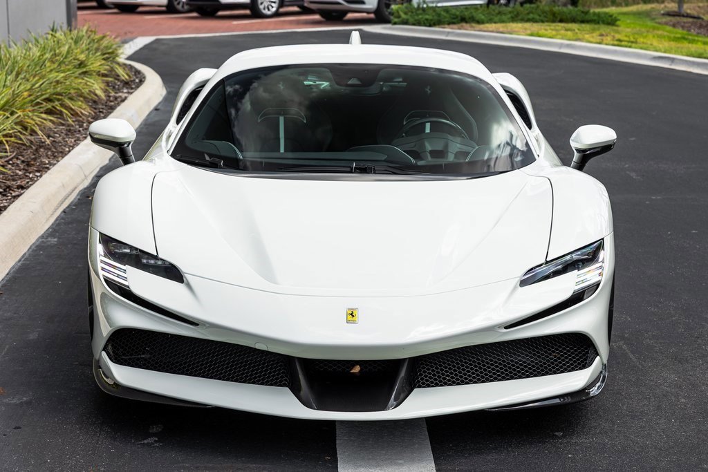 2022 Ferrari SF90 Stradale photo 7