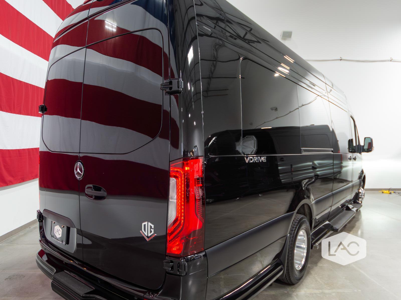 2024 Mercedes Benz Sprinter 3500 photo 25