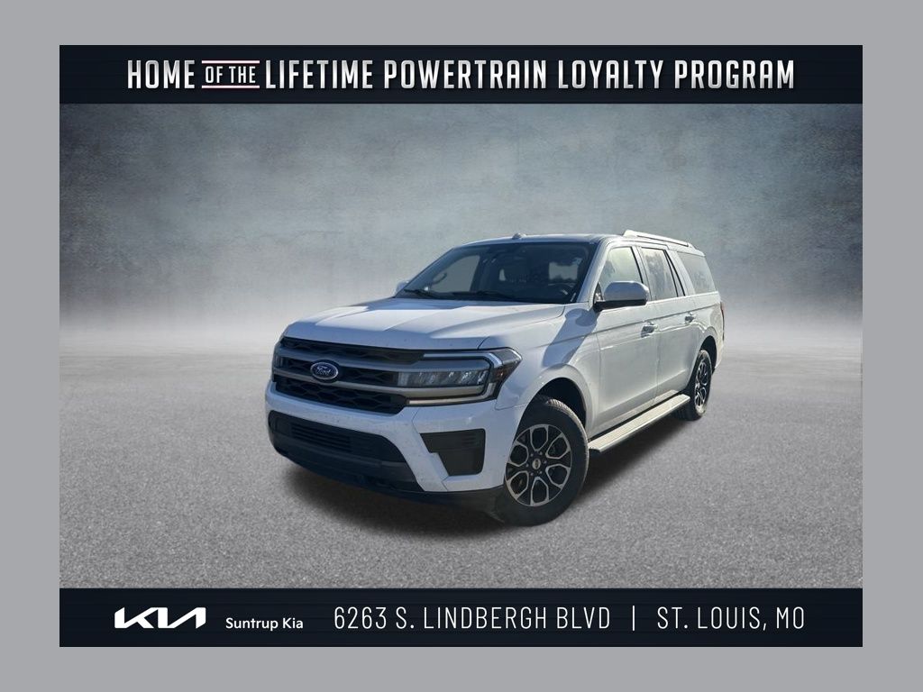 2023 Ford Expedition XLT's photo