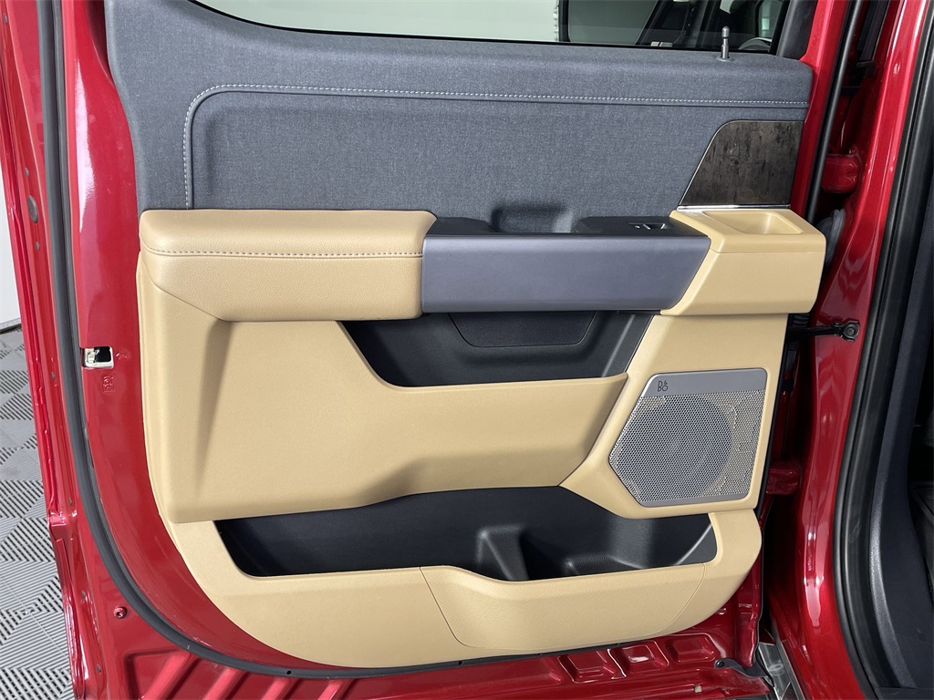 2023 Ford F-150 Lariat photo 32