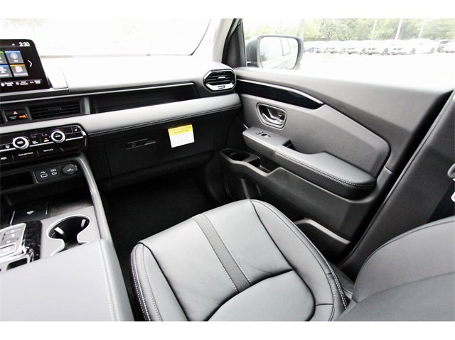 2025 Honda Pilot Touring photo 9