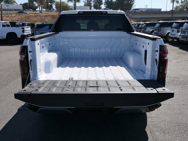 2026 Chevrolet Silverado EV LT photo 5