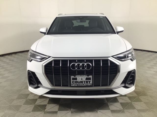 2024 Audi Q3 Premium Plus S line photo 2