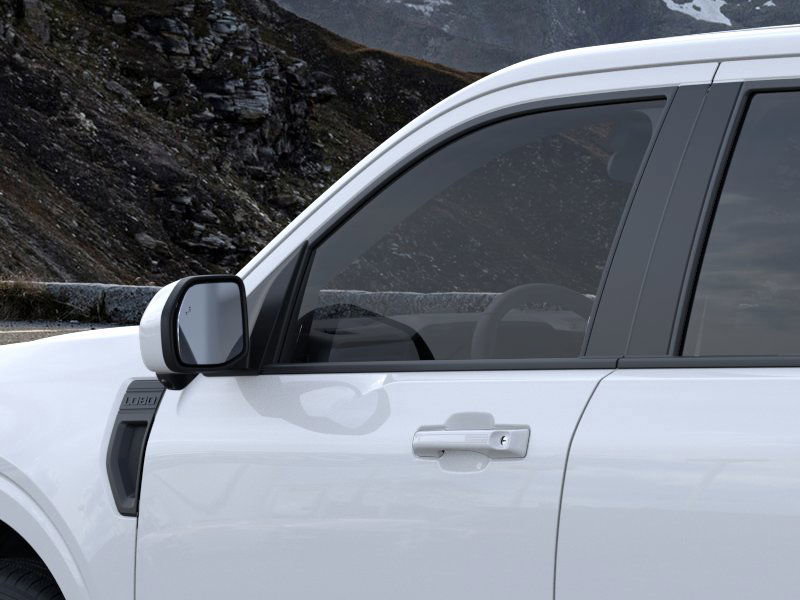 2025 Ford Maverick photo 17