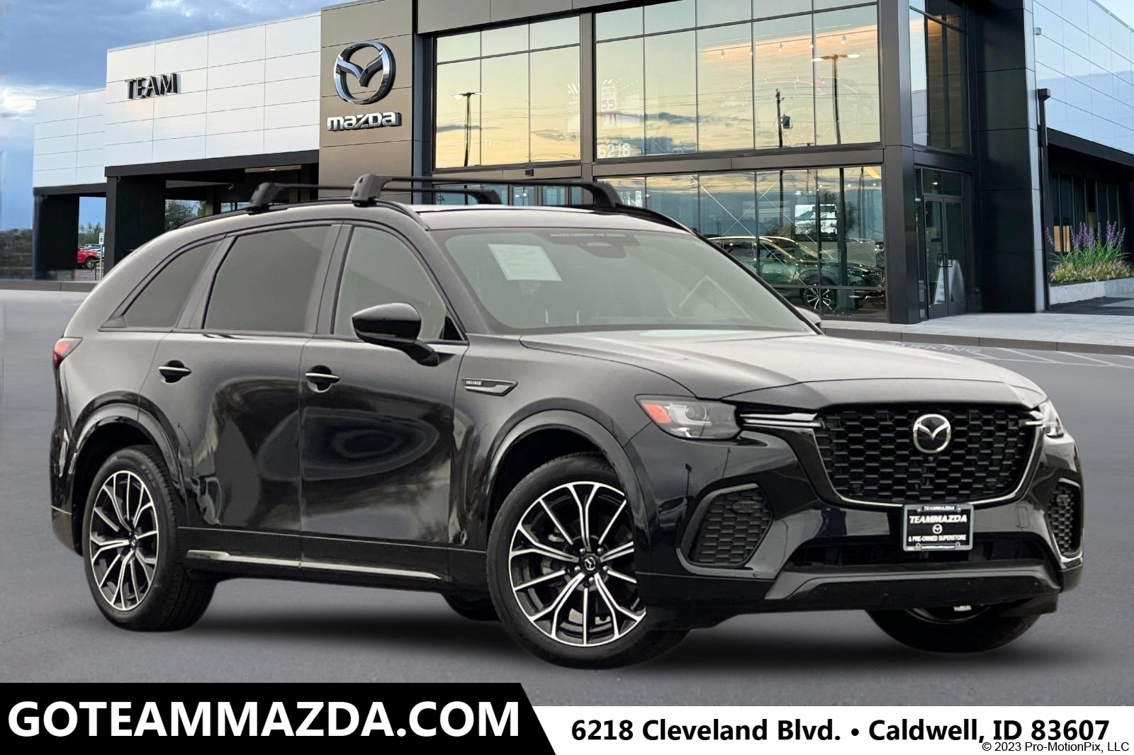 2025 Mazda CX-70 Premium Package's photo