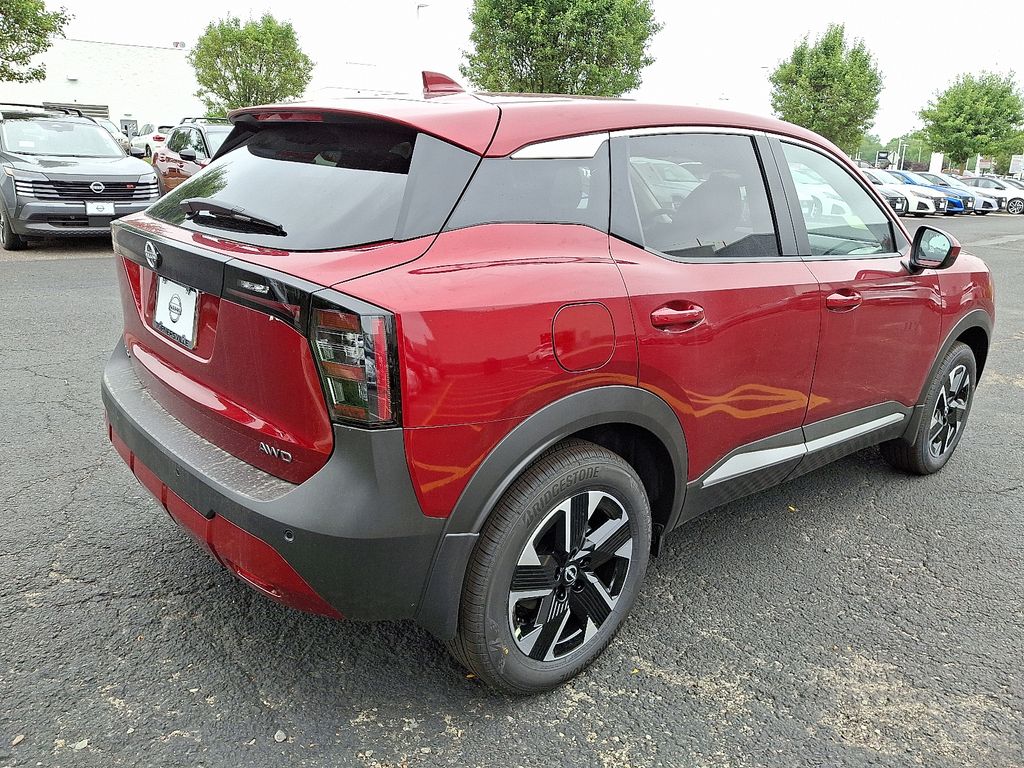 2025 Nissan Kicks SV photo 4