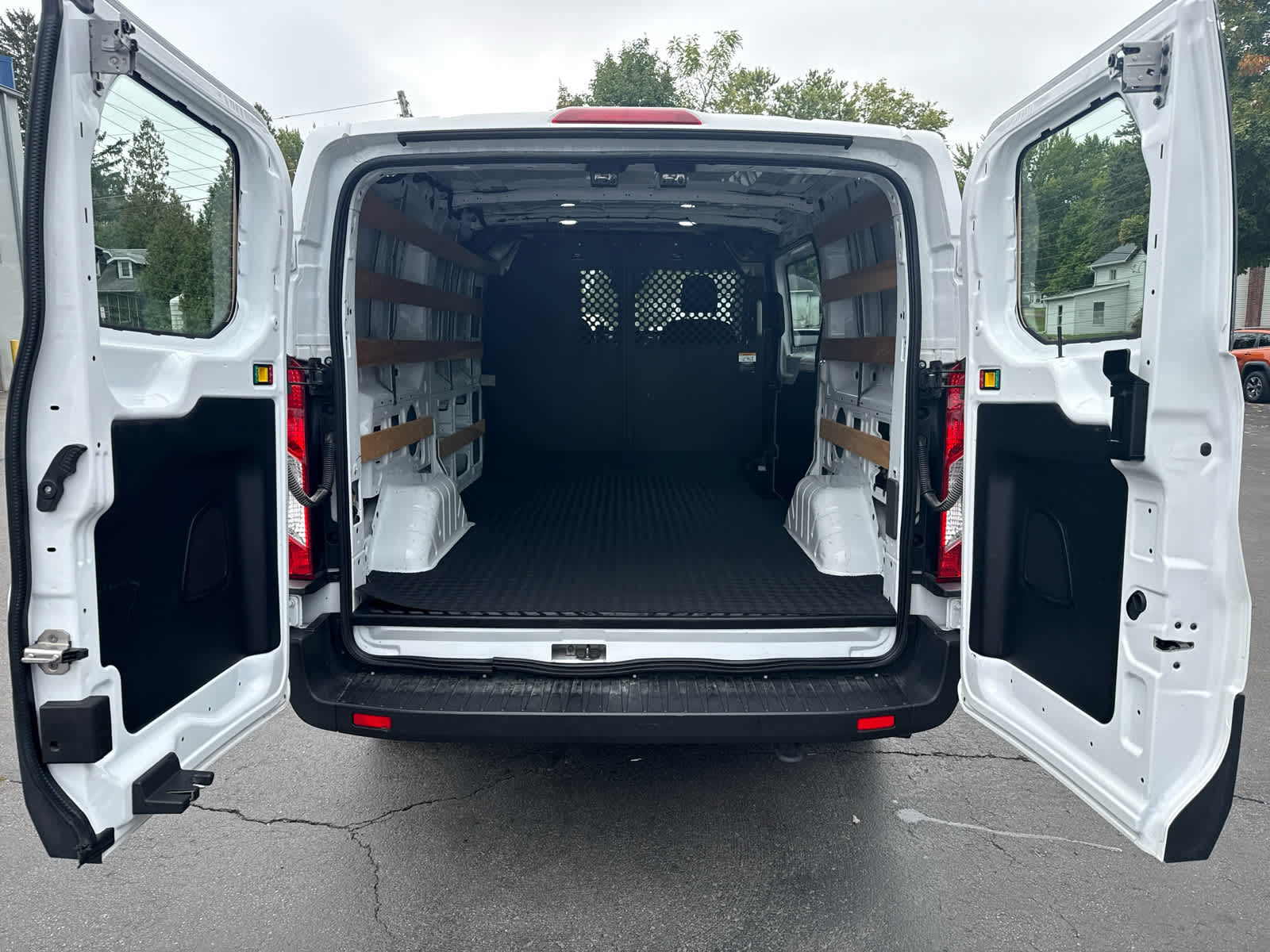 2023 Ford Transit Cargo Van photo 13