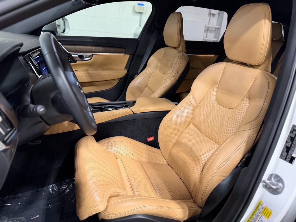 2023 VOLVO V90CC - Image 9