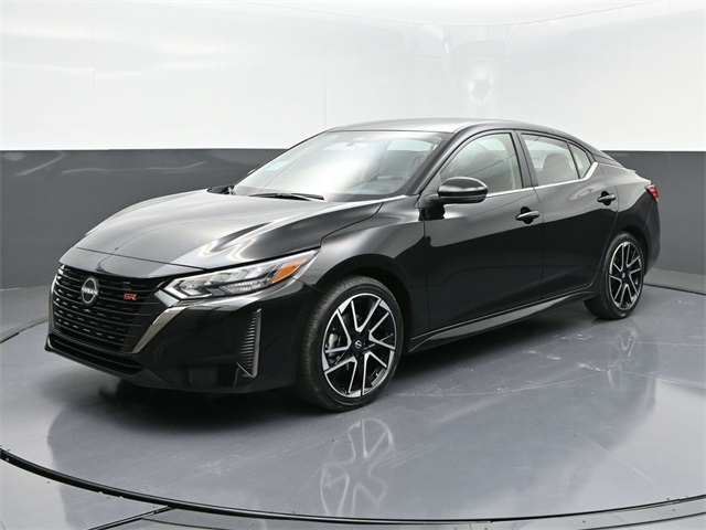 2025 Nissan Sentra SR's photo