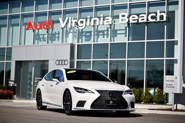 2021 Lexus LS Base's photo