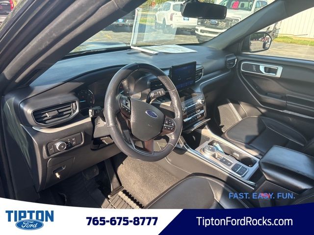2020 Ford Explorer XLT photo 4