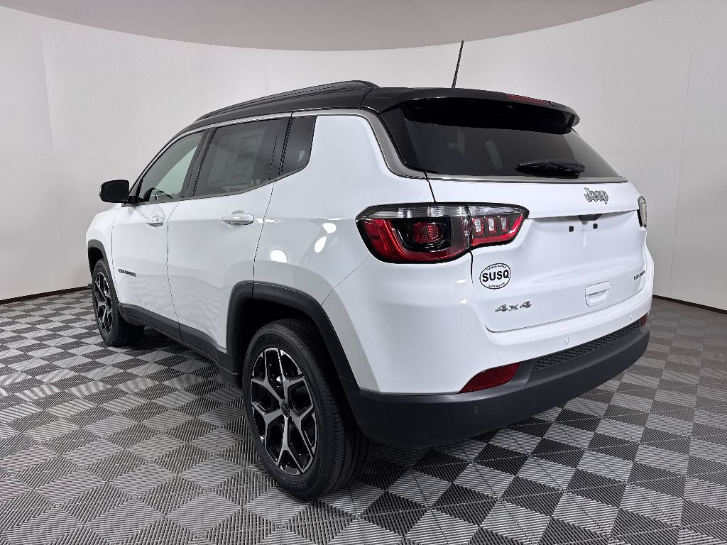 2025 Jeep Compass Limited photo 17