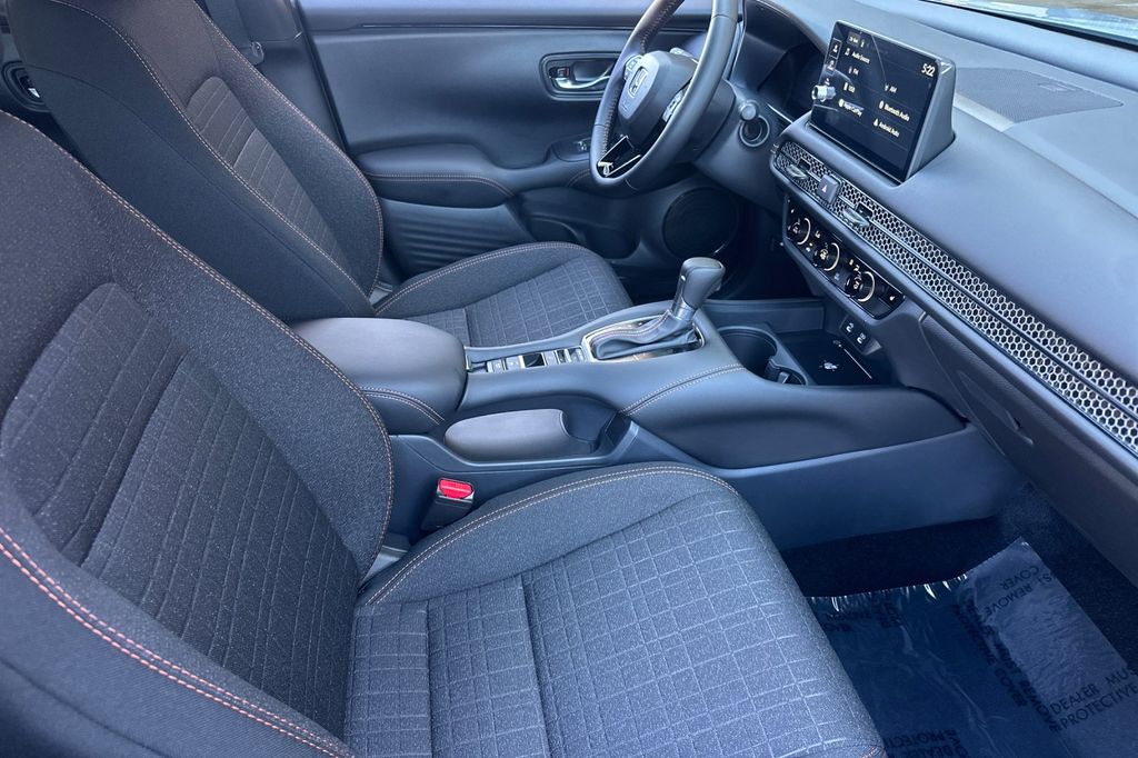 2026 Honda HR-V Sport photo 10