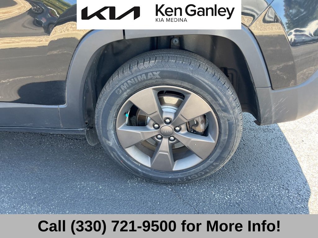 2016 Jeep Cherokee 80th Anniversary Edition photo 22