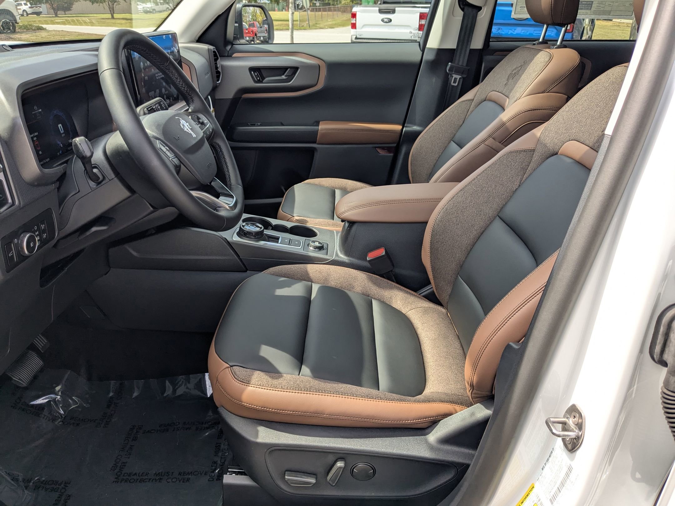2025 Ford Bronco Sport Outer Banks photo 11
