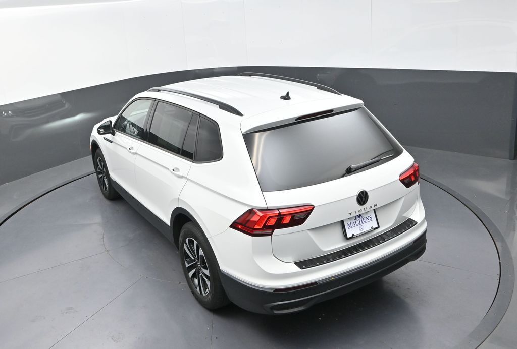 2024 Volkswagen Tiguan S photo 13