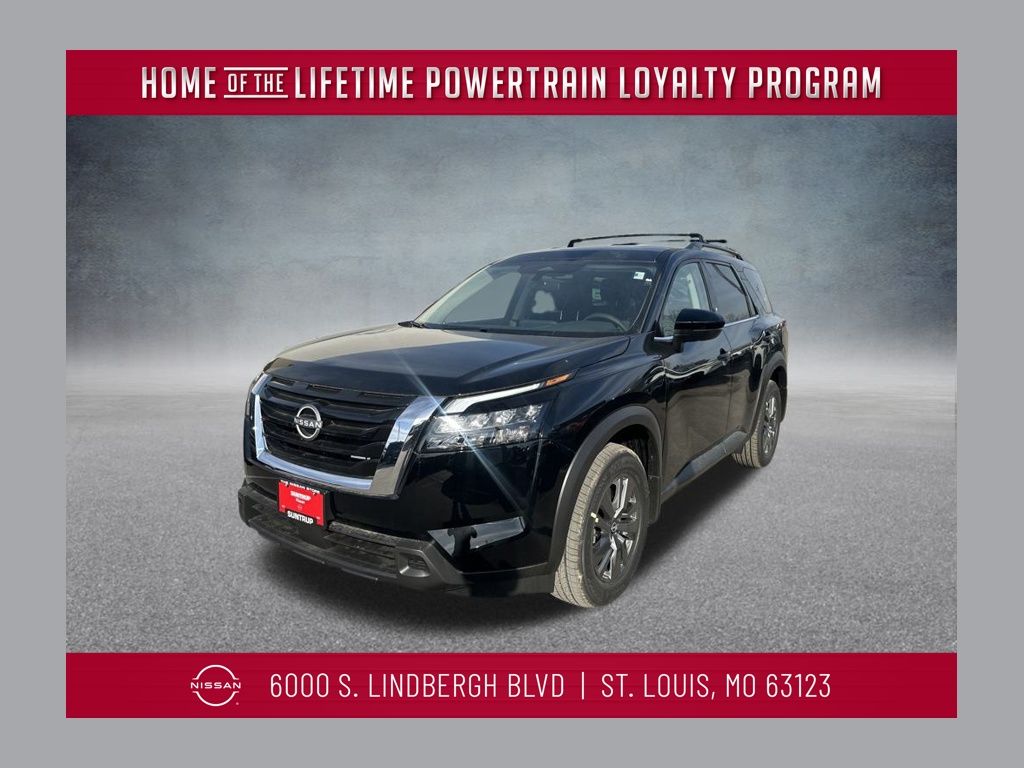 2025 Nissan Pathfinder SV's photo