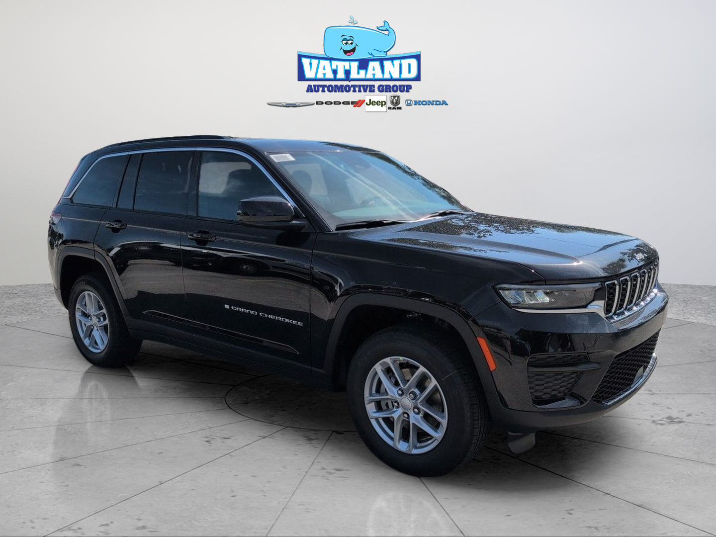 2025 Jeep Grand Cherokee Laredo's photo