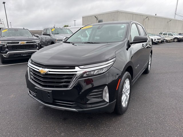 2022 Chevrolet Equinox LT photo 3