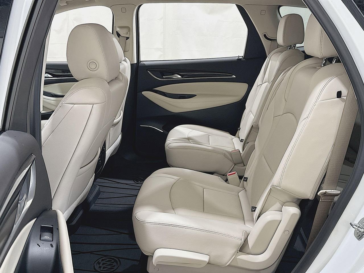 2022 Buick Enclave Essence photo 21