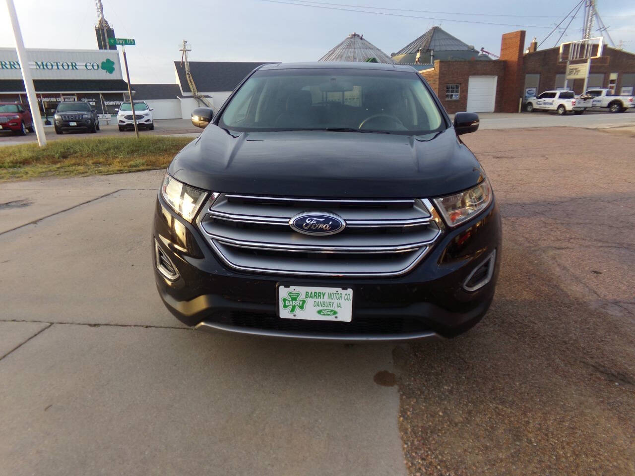 2018 Ford Edge Titanium photo 11