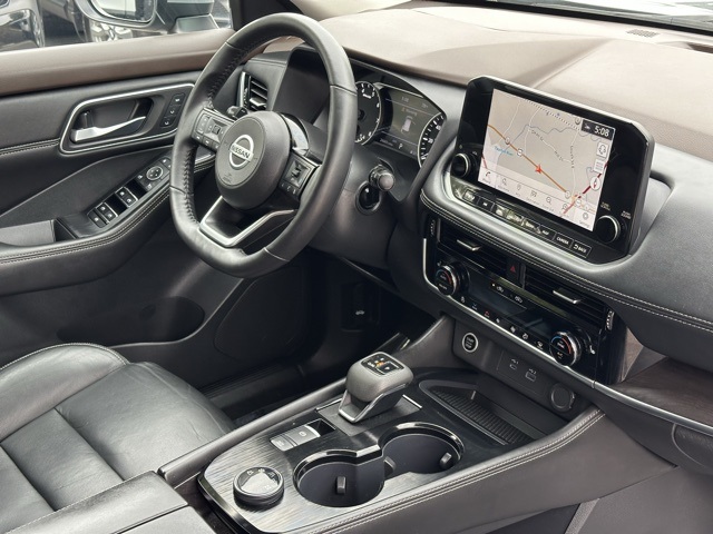 2021 Nissan Rogue SL photo 16