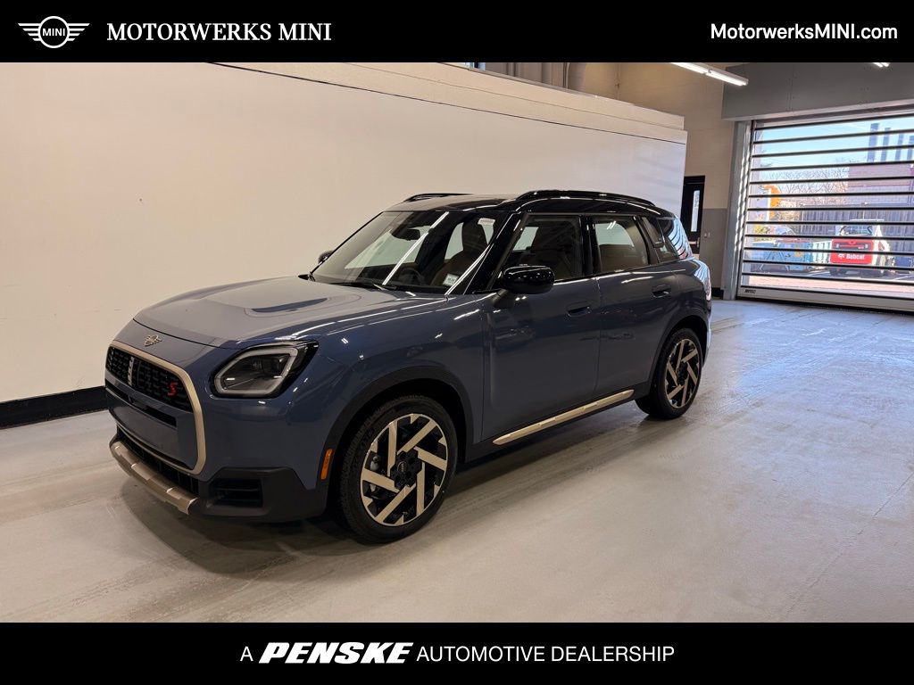 2025 MINI Countryman S's photo