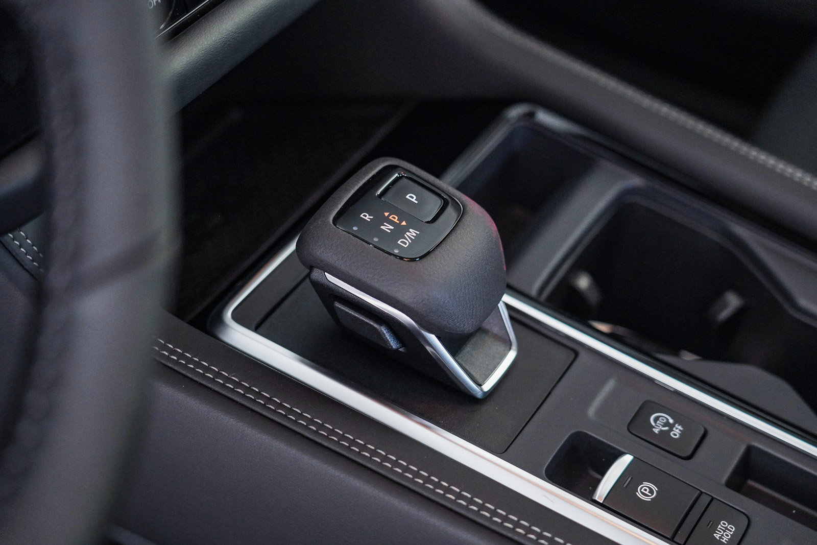 2025 Nissan Pathfinder Platinum photo 22