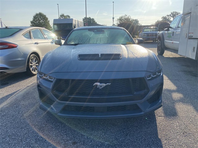 2024 Ford Mustang GT photo 2