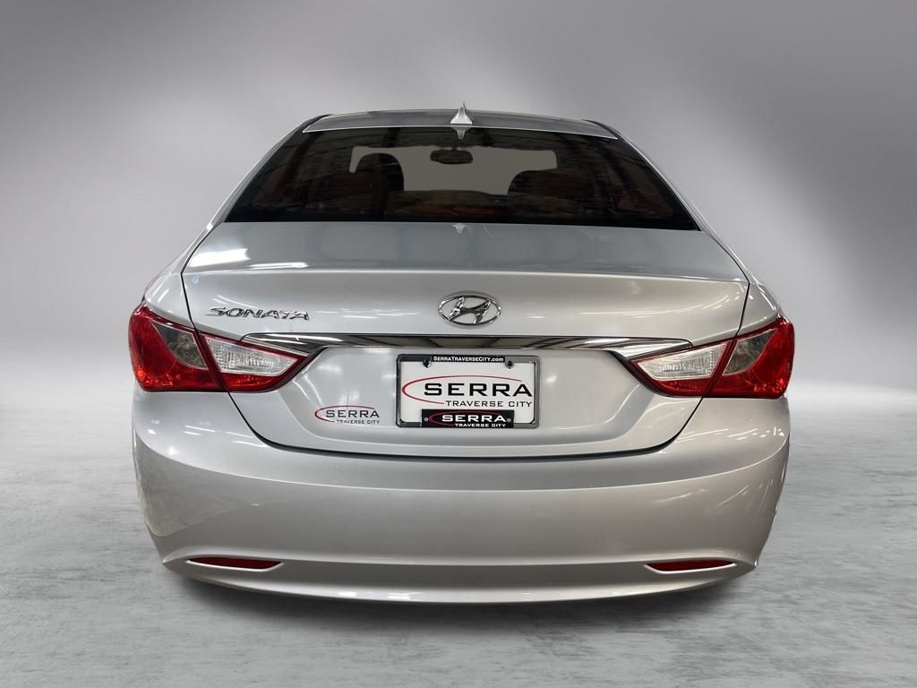 2012 Hyundai Sonata GLS photo 4