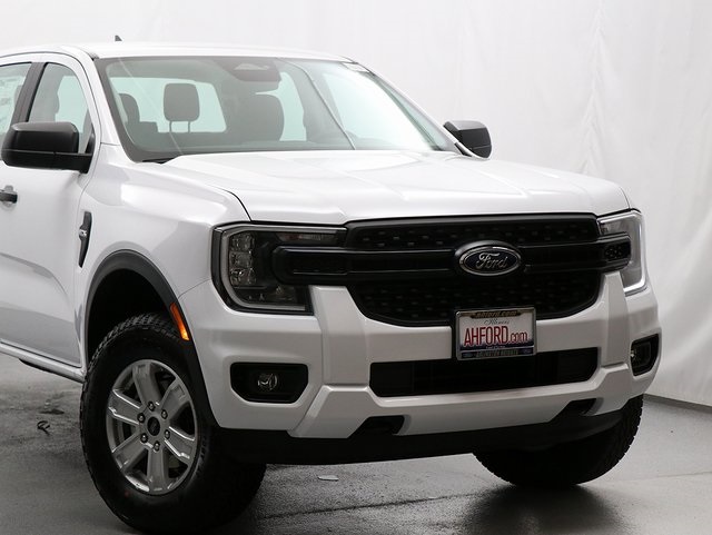 New 2025 Oxford White Ford XL image 2