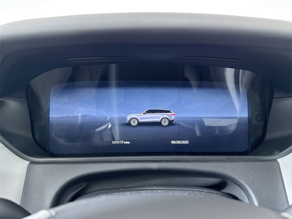 2026 Land Rover Range Rover Velar SE photo 14