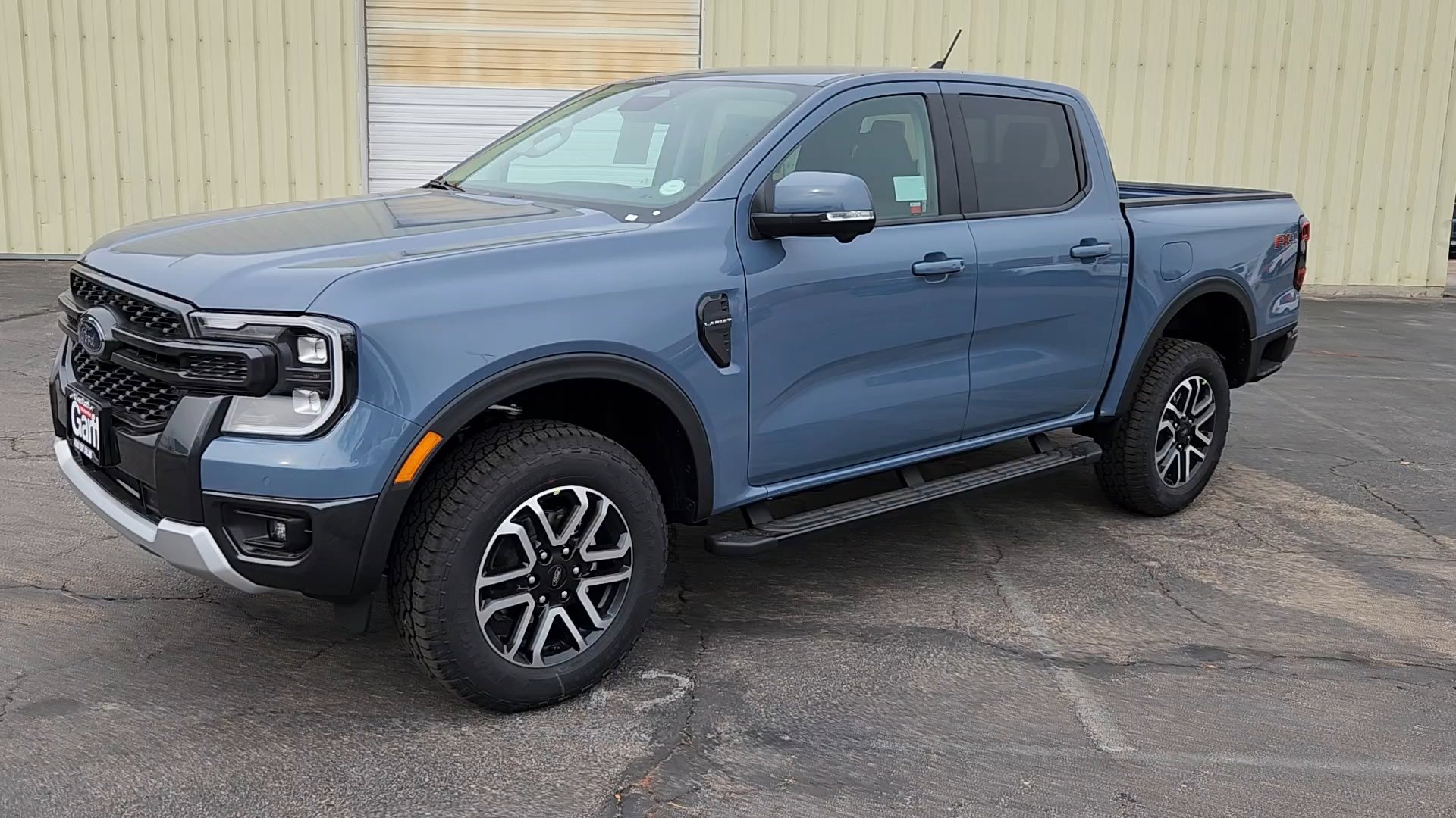 2025 Ford Ranger Lariat photo 2