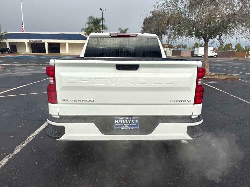 2026 Chevrolet Silverado 1500 Custom photo 4