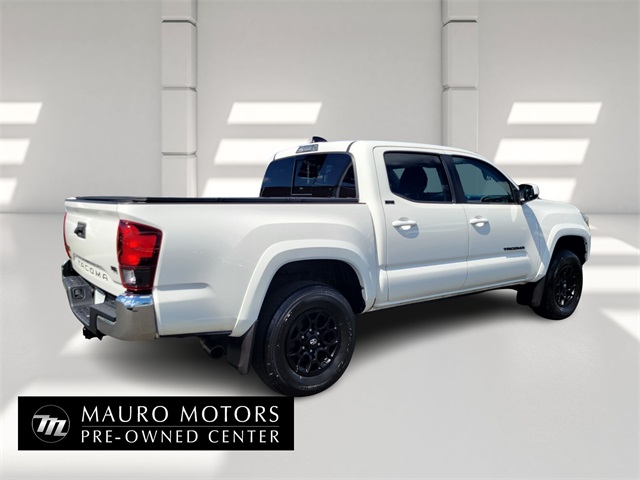 2022 Toyota Tacoma SR5 photo 3