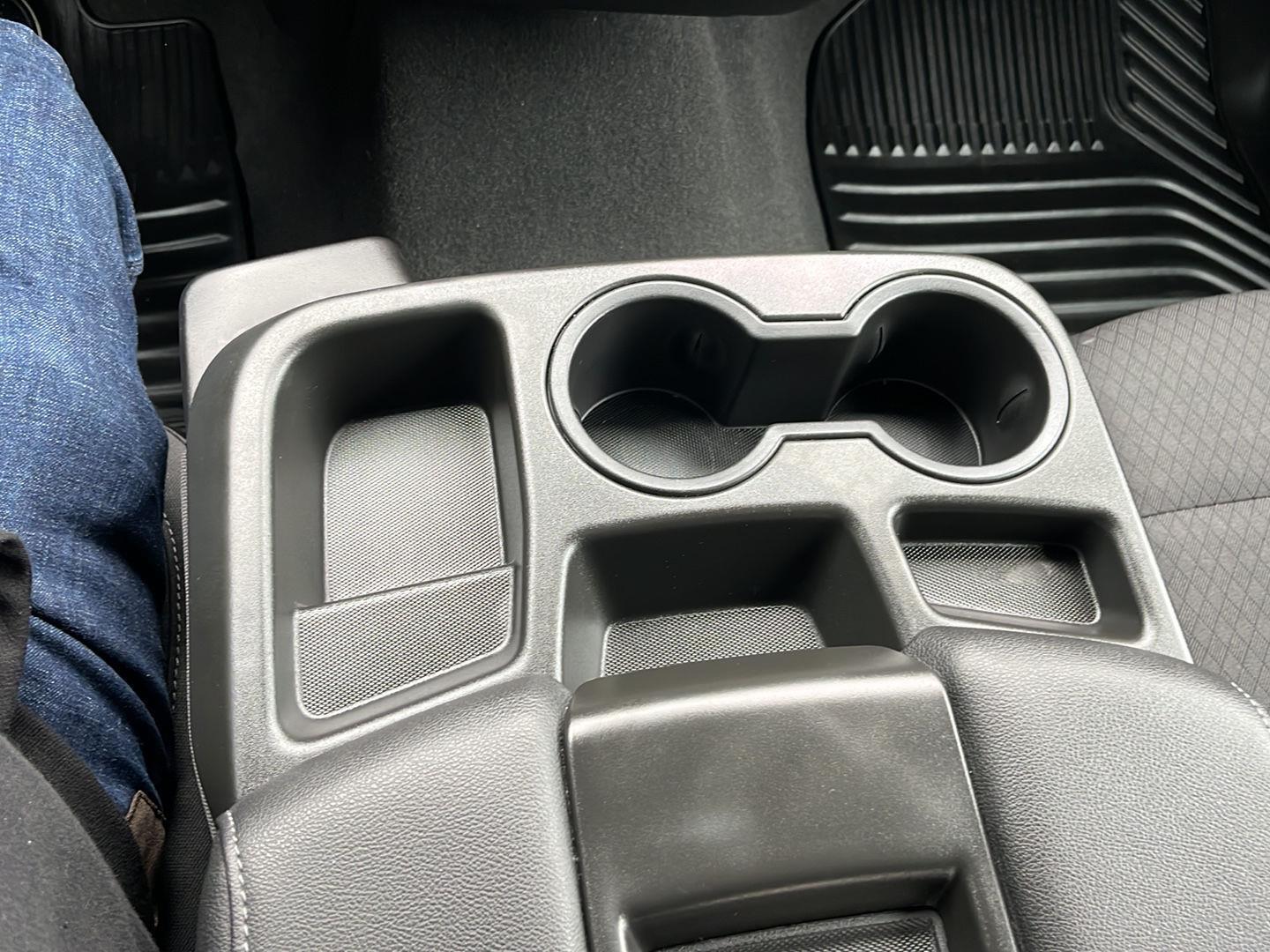 2022 Chevrolet Silverado photo 13