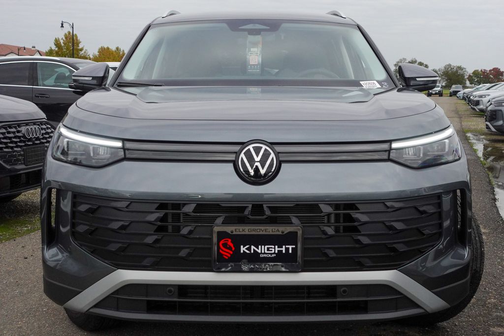 2026 Volkswagen Tiguan S photo 2