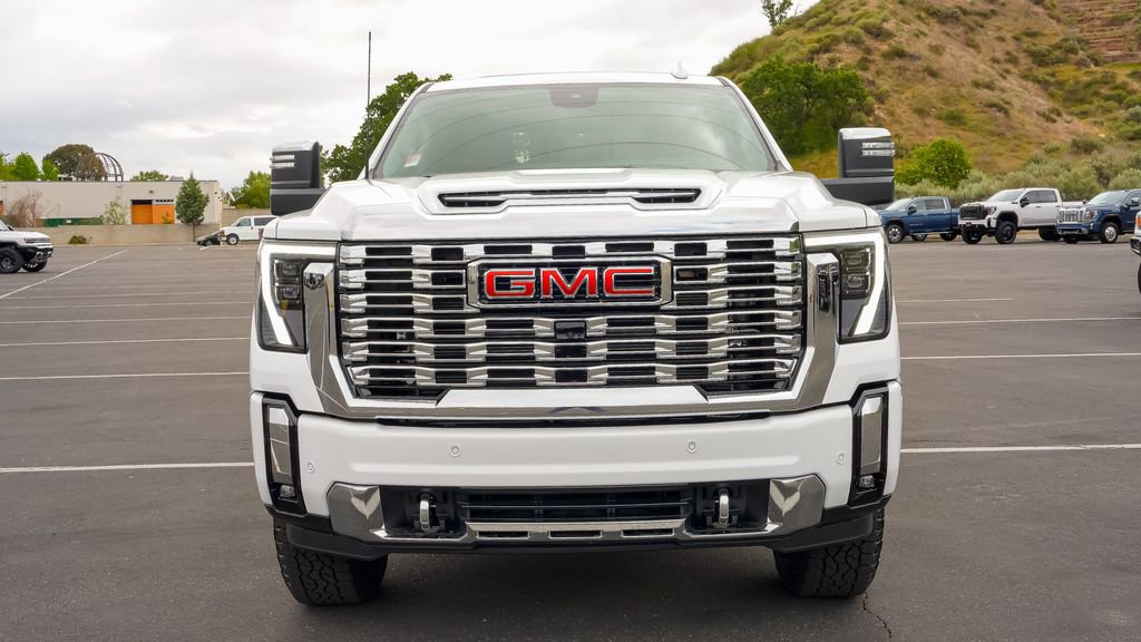2025 Gmc Sierra 2500 HD Denali photo 2