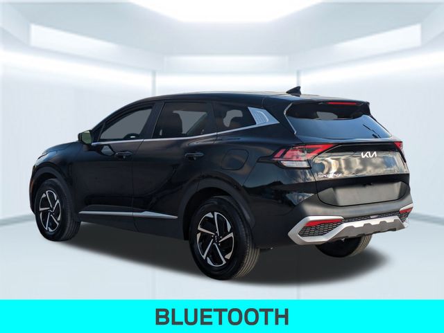 2023 Kia Sportage Hybrid LX photo 2