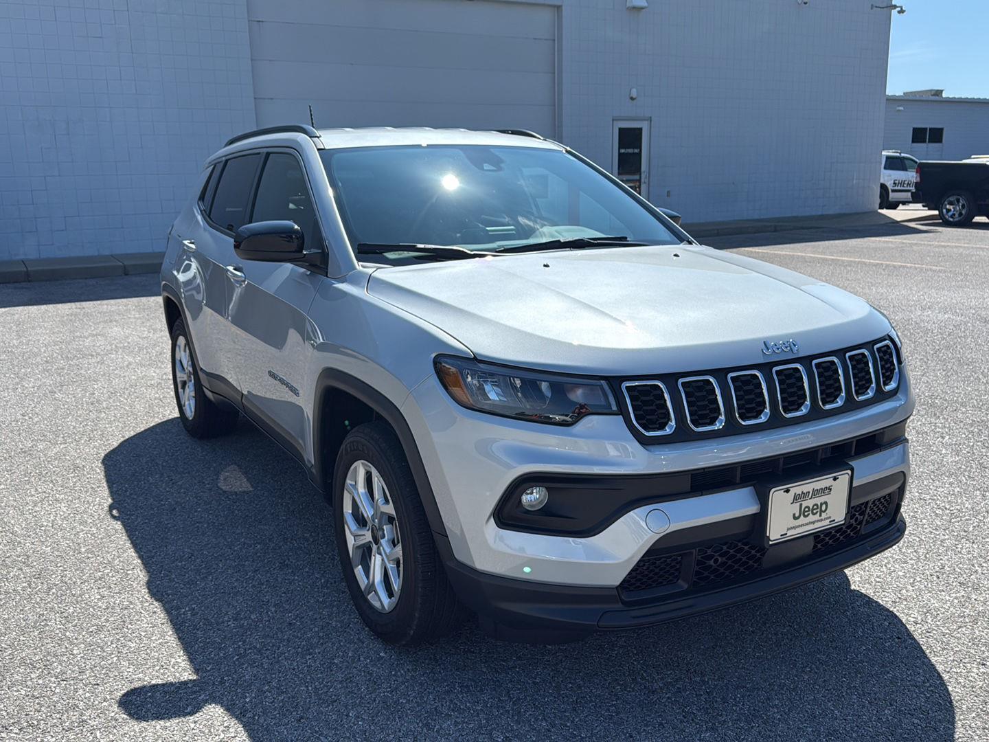 2025 Jeep Compass Latitude photo 2