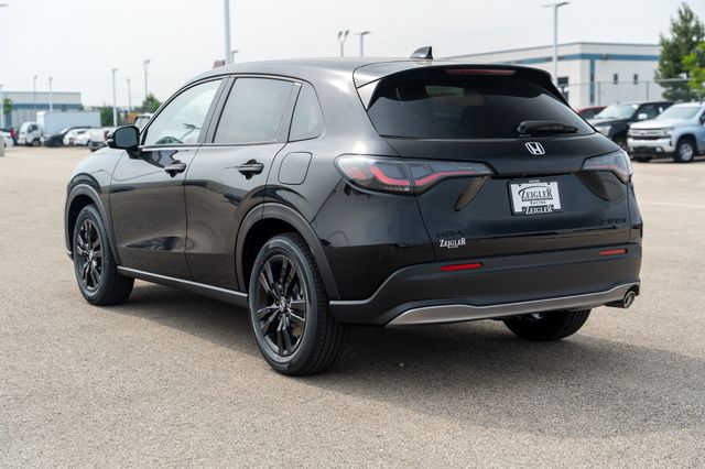 2026 Honda HR-V Sport photo 4